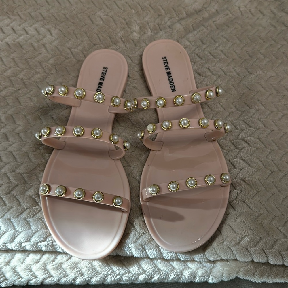 STEVE MADDEN SANDALS